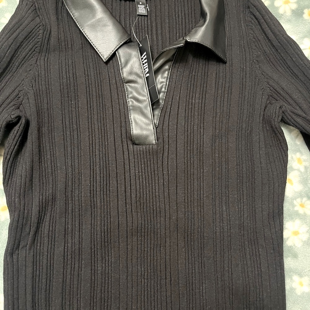 NWT White House Black Market Black Ribbed Long Sleeve Blouse with Leather Collar